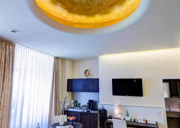 ذا هيدلبرغ إكزيلنز