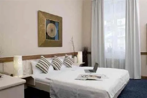 ذا هيدلبرغ إكزيلنز هايدلبرغ