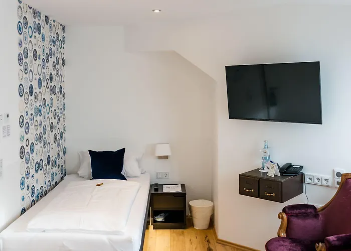 Hotel The Exzellenz 3*