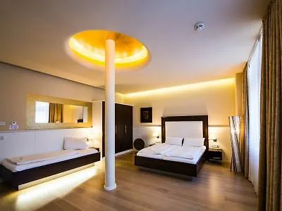 海德堡艾克泽冷兹酒店 3* 海德堡